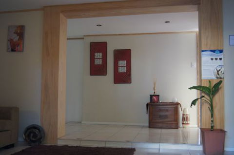 Anthony Lee–Acupuncture - Internet Find 1