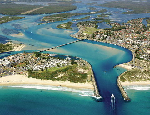 Great Lakes Tax & Accounting - Internet Find 0