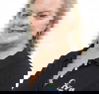 Hailes Sharon - Internet Find