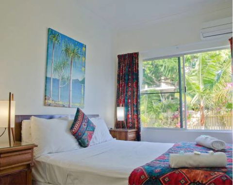 Villa Marine Cairns Beach Self Contained Holiday Apartments - Internet Find 1