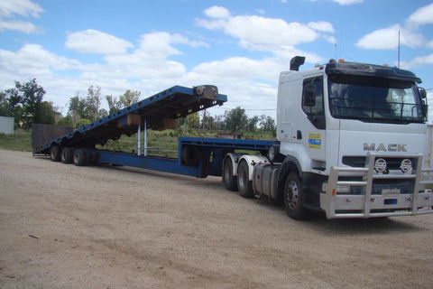 J & L Transport & Storage Pty LTD - Internet Find 0