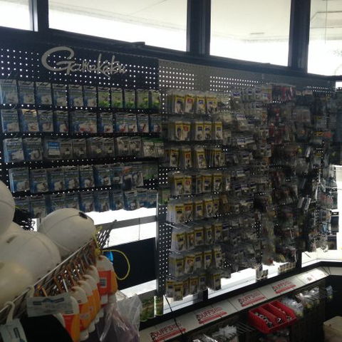 Duff’s Salamander Bait & Tackle - Internet Find 3