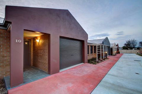 Garage Doors And More - Internet Find 4