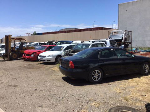 Mitsi-Bits Auto Recyclers - Internet Find 0