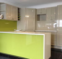 Cosmetique Kitchens - Internet Find