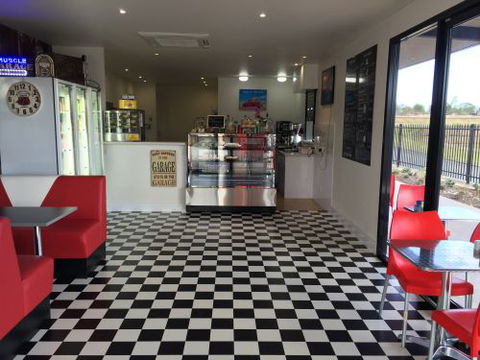 Autobarn Gympie - Internet Find 1