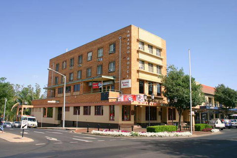 Amaroo Hotel - Internet Find 1