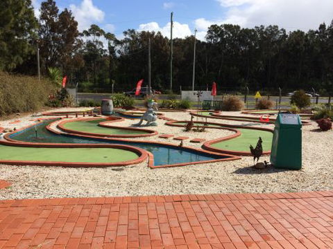 Illawarra Golf Complex - Internet Find 2