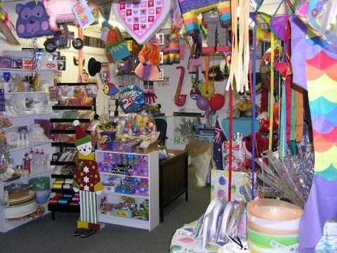 Great Lakes Packaging & Party Supplies - Internet Find 0