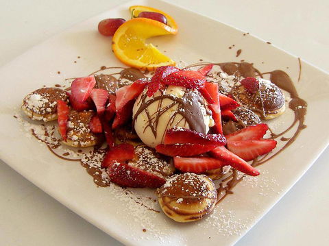 Cupz N’ Crepes - Internet Find 4