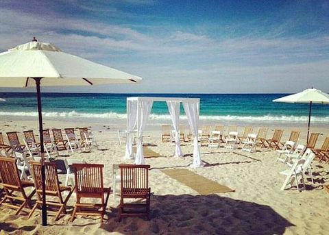 Bunkers Beach House - Internet Find 14