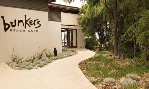 Bunkers Beach House - Internet Find 15