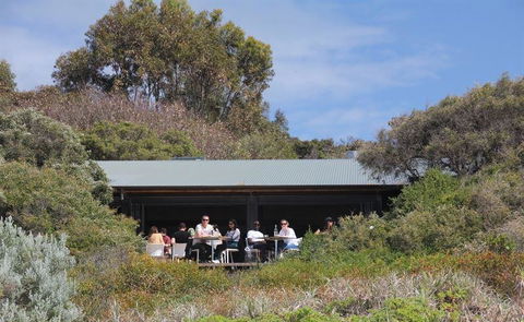 Bunkers Beach House - Internet Find 19