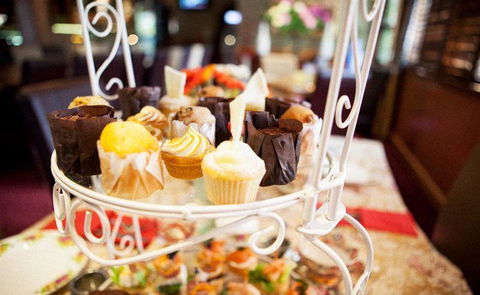 Nicholsons Bar And Grill - Internet Find 9