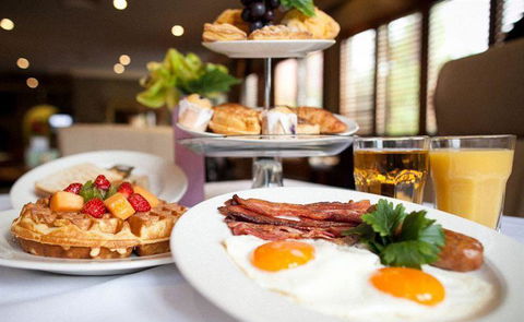 Nicholsons Bar And Grill - Internet Find 10