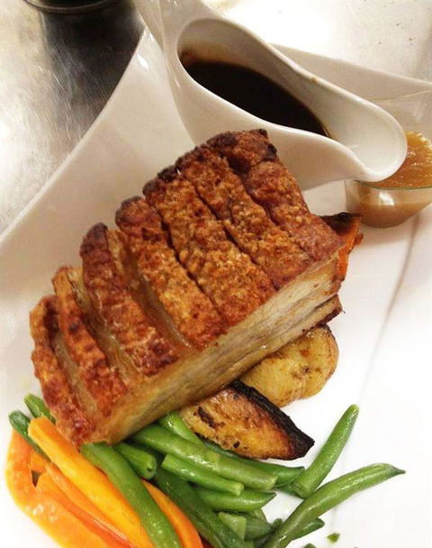 Nicholsons Bar And Grill - Internet Find 12