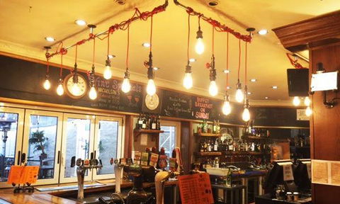 Nicholsons Bar And Grill - Internet Find 7