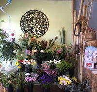 Lyns Bloom Room - Internet Find