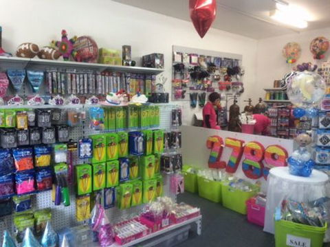 Parties A Breeze - Internet Find 0