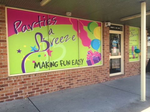 Parties A Breeze - Internet Find 1