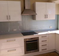 Bowral Glass - Internet Find