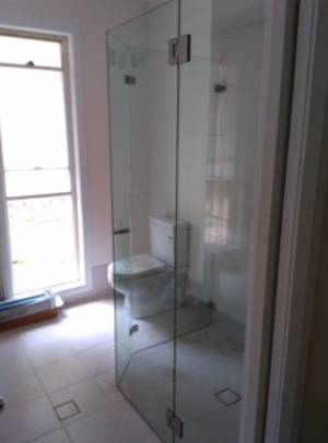 Bowral Glass - Internet Find 3