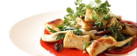New Tattersalls Hotel - Internet Find 16