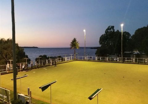 Waters Edge Bistro - Internet Find 5