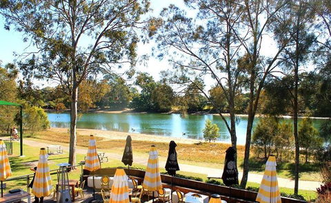 Pondok Bamboe Koening Indonesian Noodle Restaurant - Internet Find 8