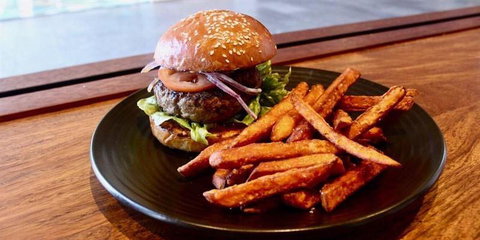 Harry's Grill - Internet Find 13