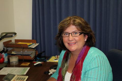 Ann Holliss - Internet Find 0