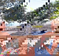 Beach House Hotel - Internet Find