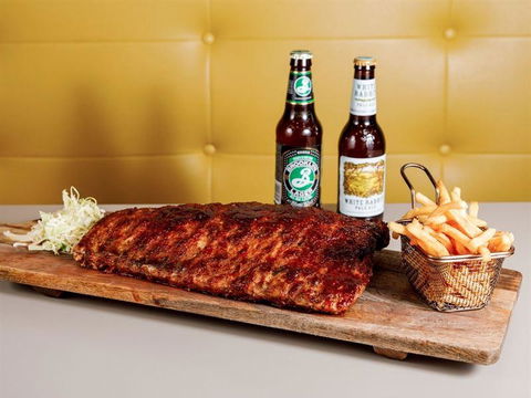 Noho NYC Bar & Grill - Internet Find 0