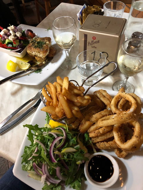 Montagna Cafe - Internet Find 5