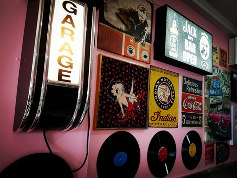Happy Days Diner - Internet Find 0