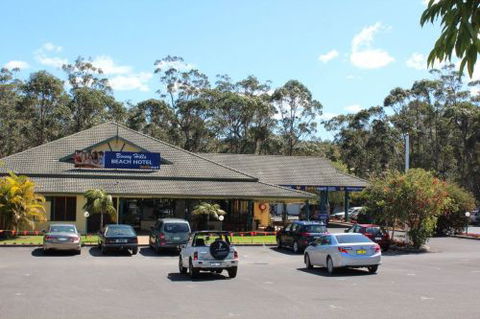 Bonny Hills Beach Hotel - Internet Find 3