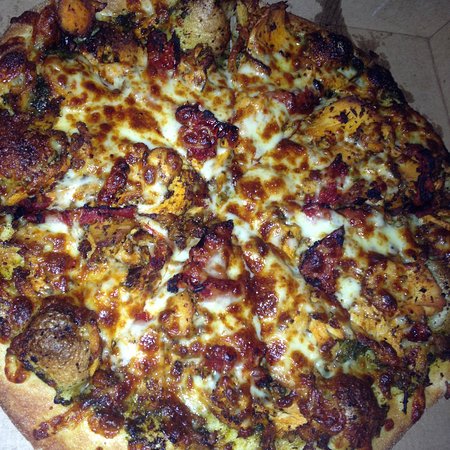 Hunter Gourmet Pizza - Internet Find 0