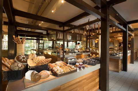 Ilkari Restaurant - Internet Find 0