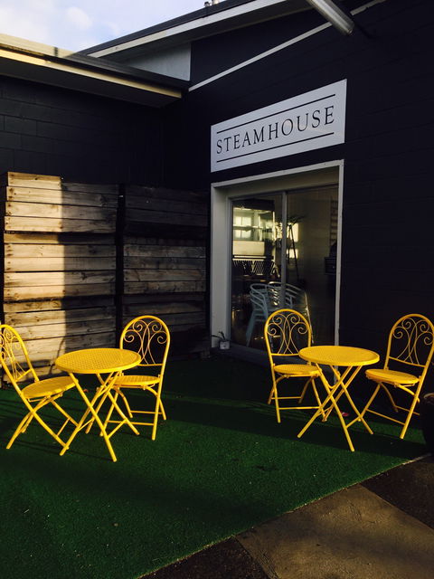 Steamhouse Cafe - Internet Find 1