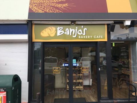 Banjo's Bakery Cafe - Internet Find 0