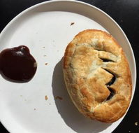 Devil's Den Cafe and Takeaway - Internet Find