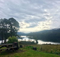 Lakeside Bar  Grill - Internet Find