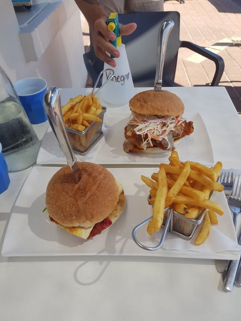 Blue Vue Cafe - Internet Find 2