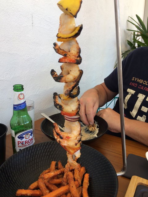 Cabana Pool Bar & BBQ - Internet Find 3
