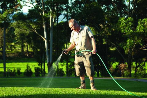Earl’s Turf Supplies - Internet Find 2