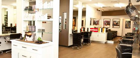 J & R Hair Designers - Internet Find 2