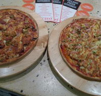 Village Pizza Kitchen - Internet Find