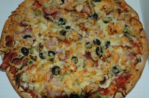 Kenwick Pizza - Internet Find 0
