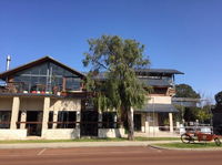 The Pour House Bar and Kitchen