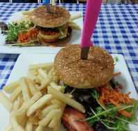 Corrigin Hotel Resdtaurant  Pub - Internet Find